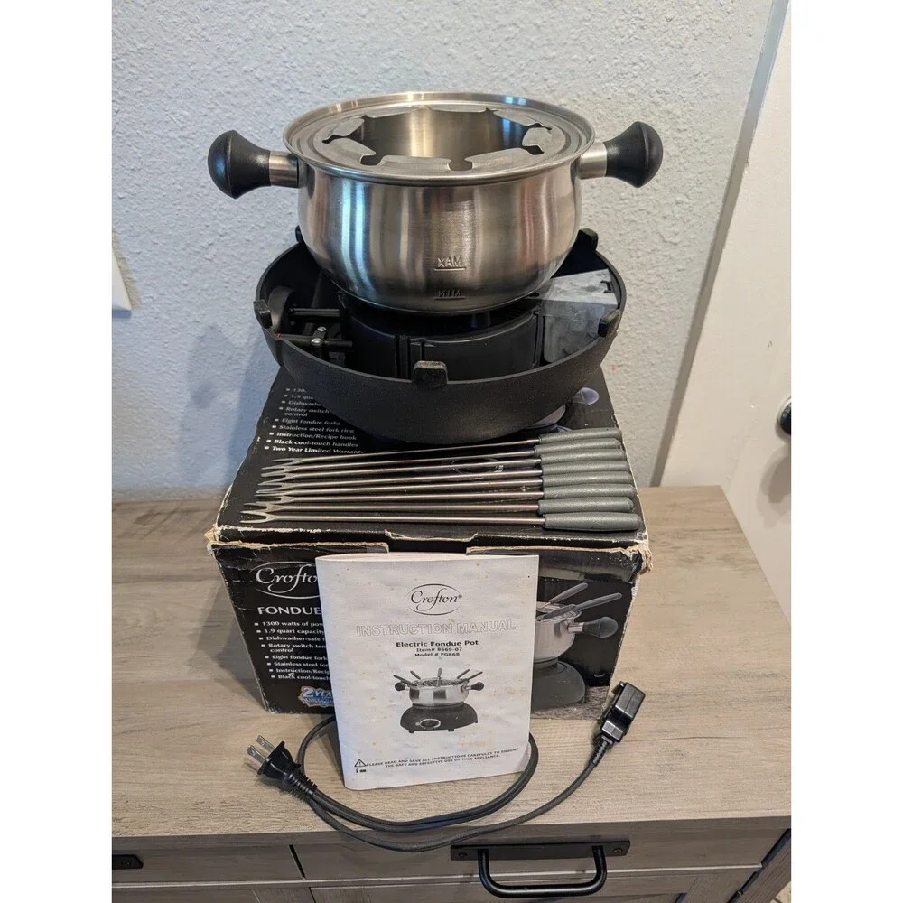 Crofton FG868 Electric Fondue Set 1.9 Qt 8 Forks Box Manual Tested Works